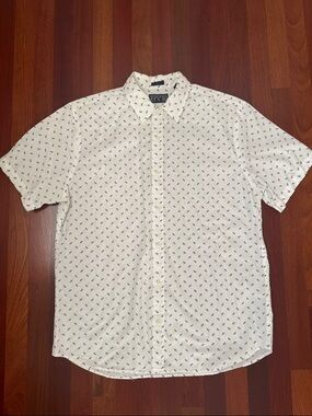 Rye White Short-Sleeve Button-Down Shirt with Micro Leaf Print